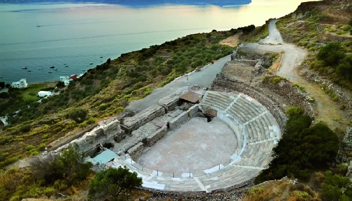 arxaio-theatro-milou