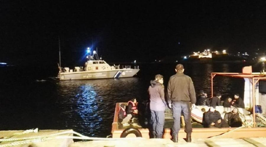 syros metanastes0519a