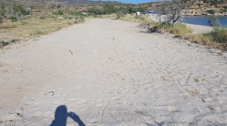 axivadolimni beachbar1