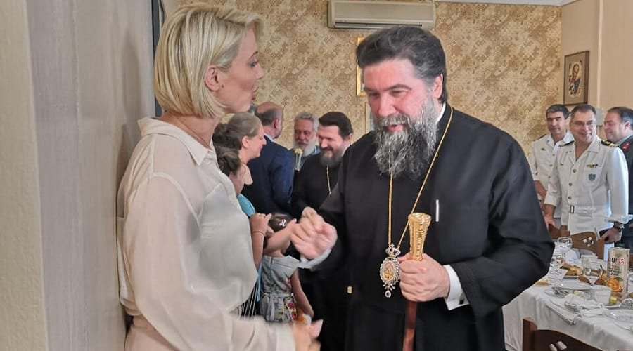 monogyiou katerina milos1