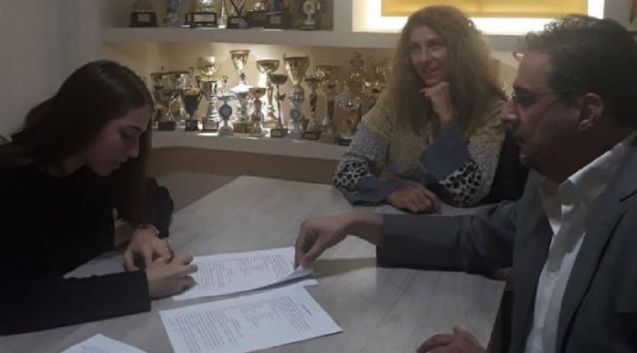 kavalierou maria aek3