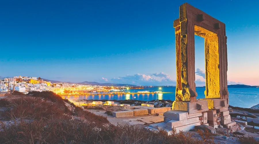 naxos portara fwta