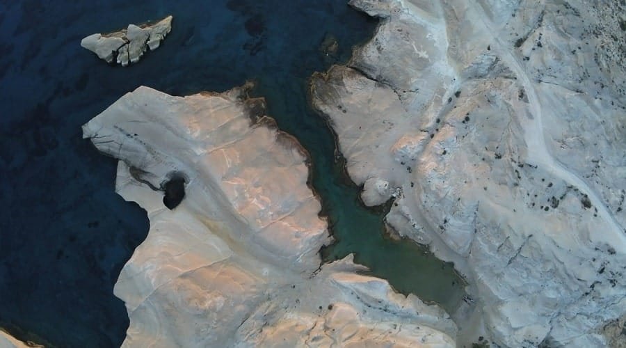 sarakiniko traveltok milos 2023 min