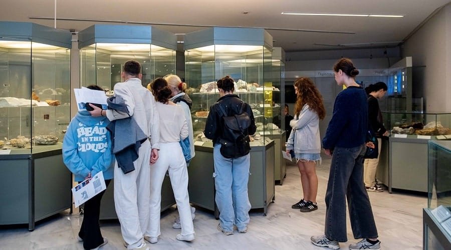 mmm ekpaideytika draseis 2023 min