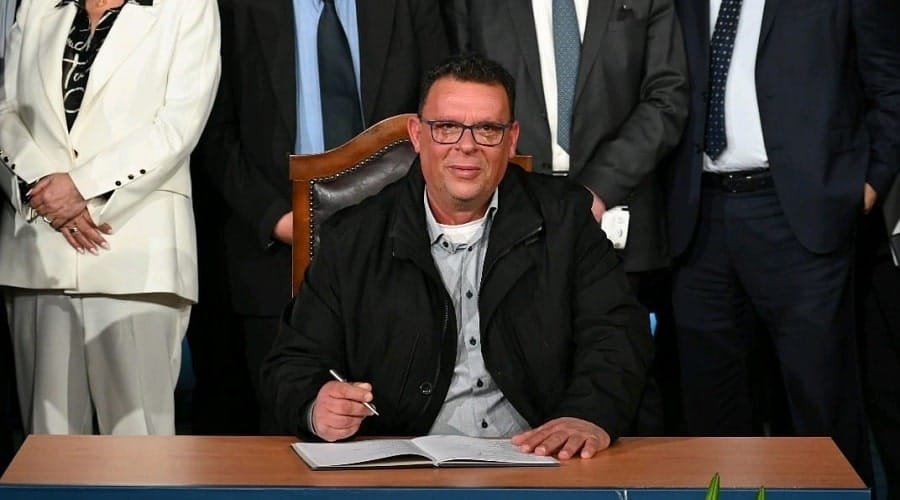 milos diktyo anthektikwn polewn 2024 min