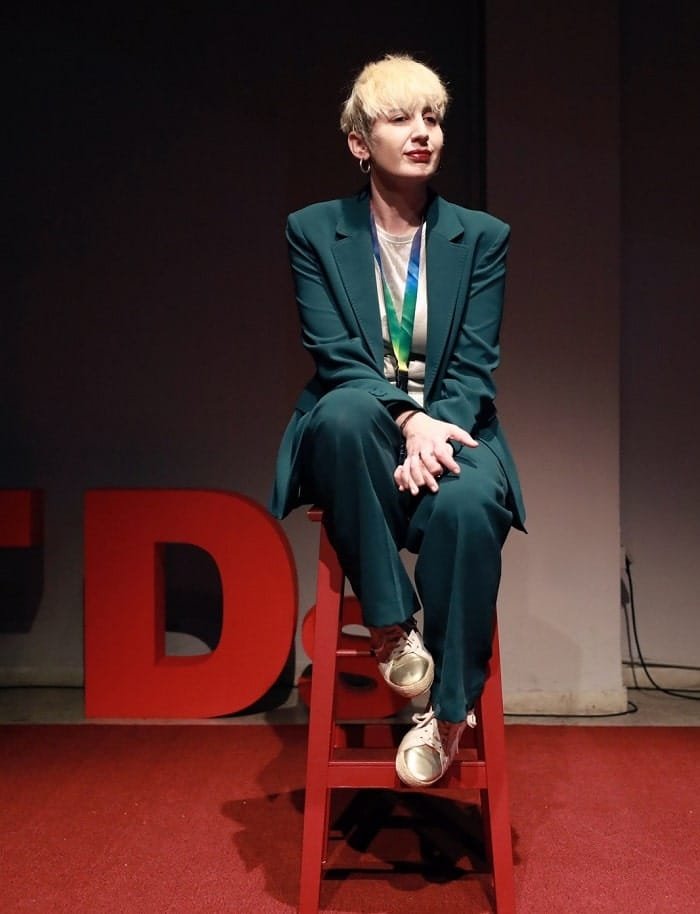 apo th thalassa iw milos 2024a min