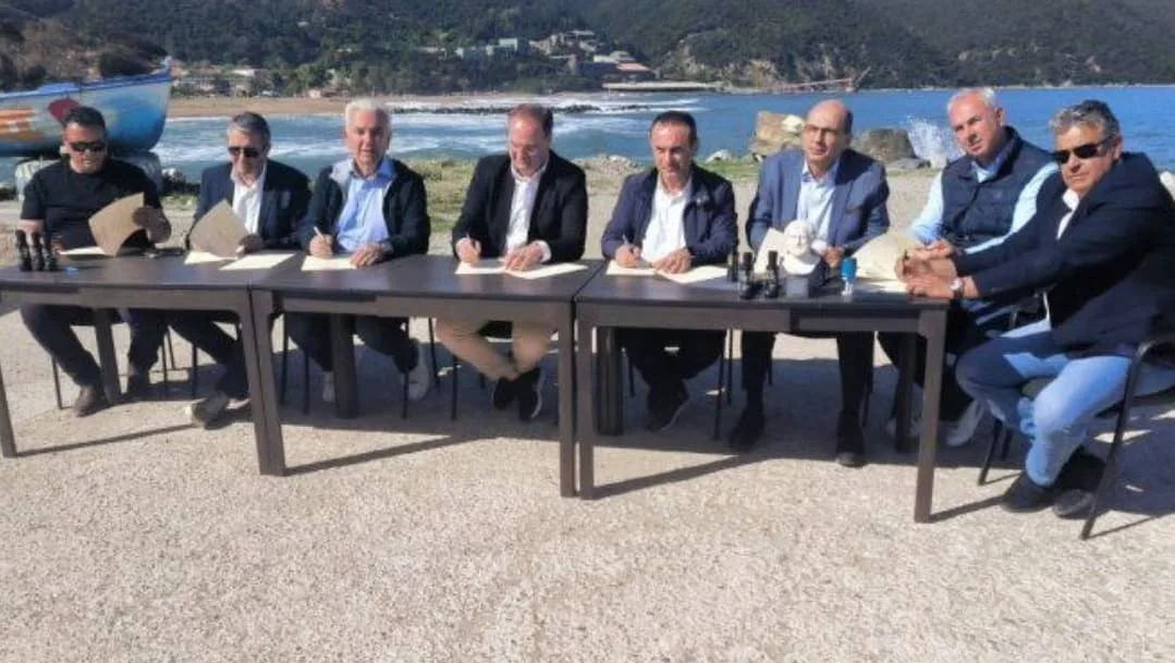milos-diktyo-polewn-metalleytikh-2025a