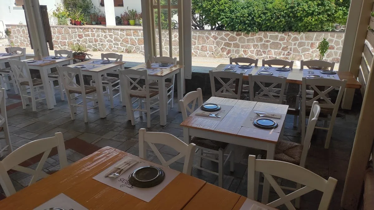 foras-plaka-milos-covers-2025a