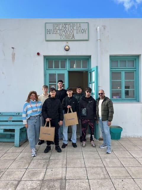 epal-milos-hlektrofwtistikh-kouvidis-2025c