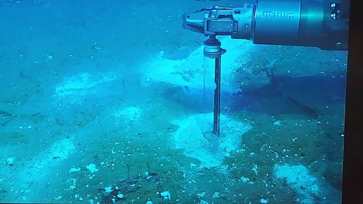 ydrothermiko-pedio-yfalokripida-milos-2025c